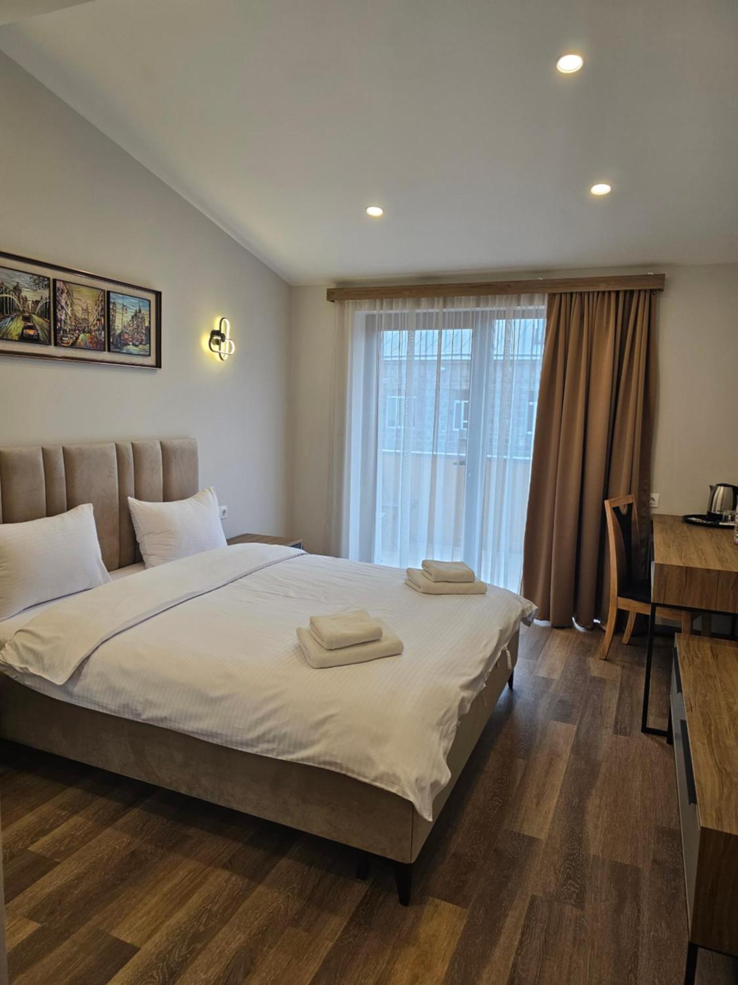 Hotel Avenue 30 يريفان المظهر الخارجي الصورة