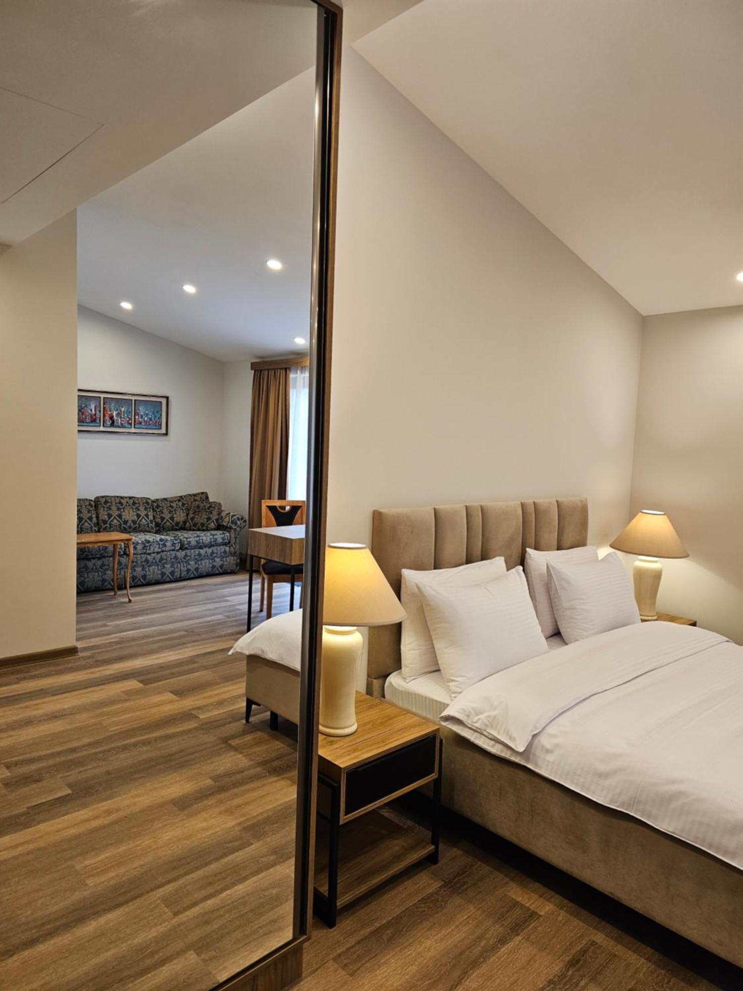 Hotel Avenue 30 يريفان المظهر الخارجي الصورة