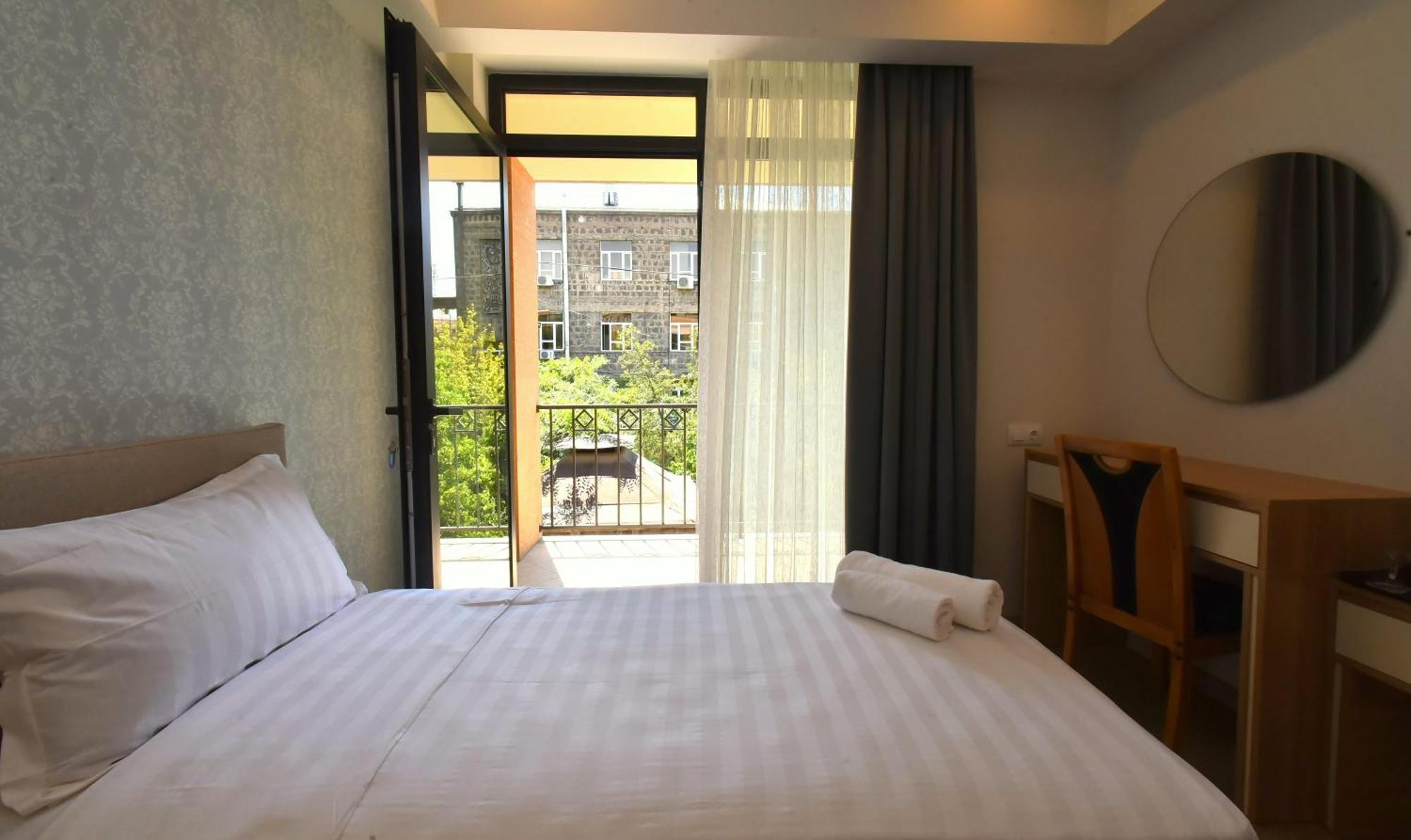 Hotel Avenue 30 يريفان المظهر الخارجي الصورة