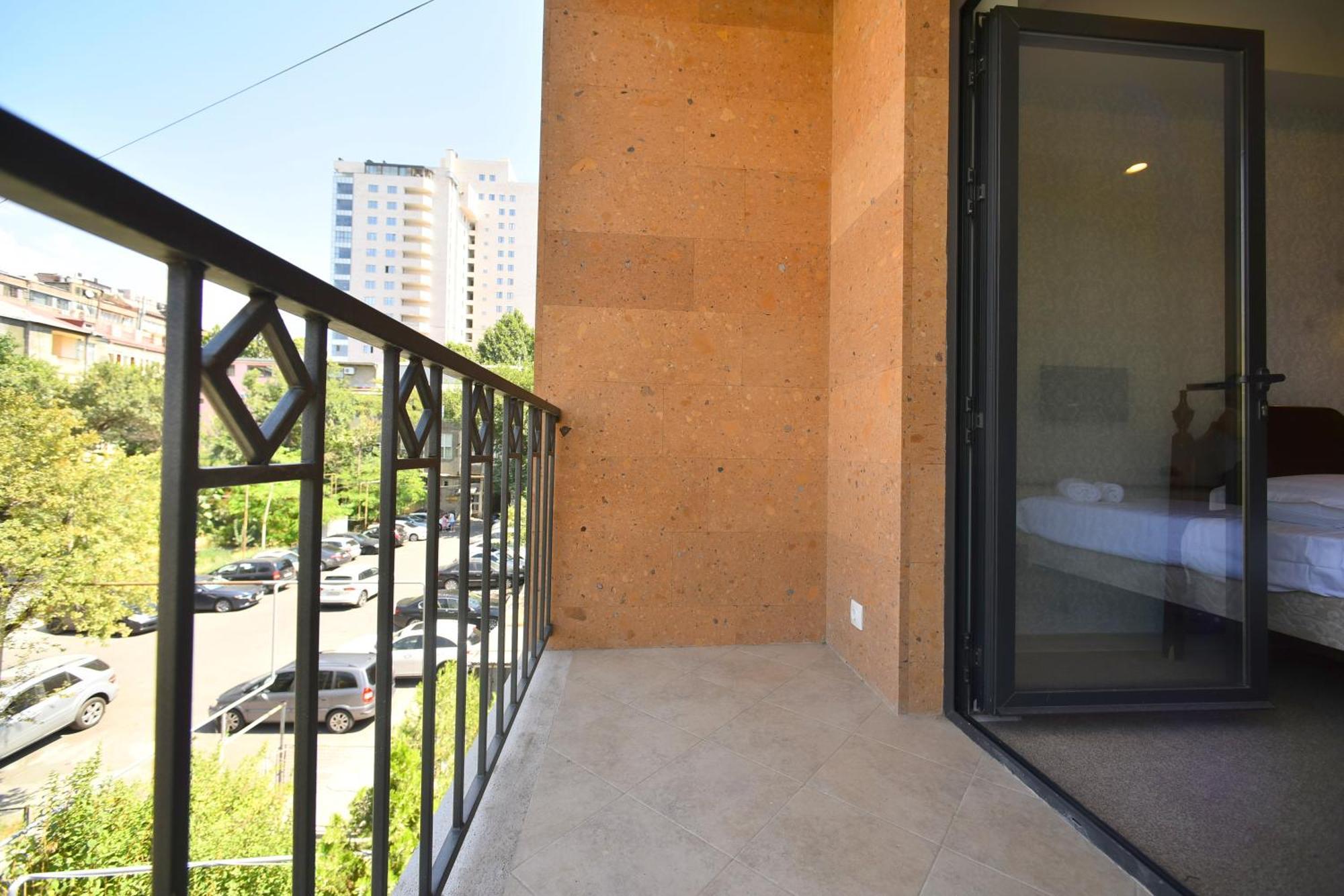 Hotel Avenue 30 يريفان المظهر الخارجي الصورة